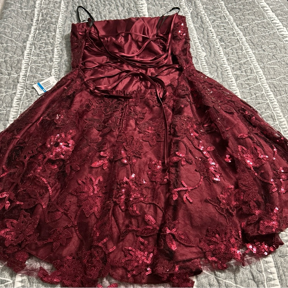 B DARLIN Women’s Lined Lace-up Back SpaghettiStrapMiniDress |Size 9/10 | NWT |D2 - Picture 11 of 12